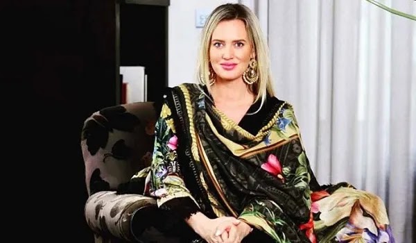 Why is Shanira angry with Pakistanis? Why is Shanira angry with Pakistanis?