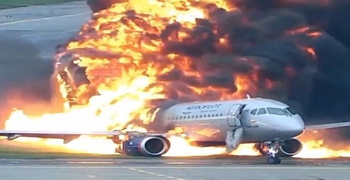 Siberia: The plane Crashed During an Emergency Landing, Killing 9 Para Shooters Siberia: The plane Crashed During an Emergency Landing, Killing 9 Para Shooters