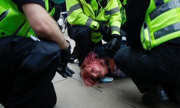 18 Arrested in the UK Over Controversial Police Bill