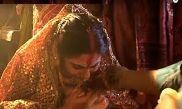 In India, the Bride Dies Due to Crying Too Much While Leaving Her House