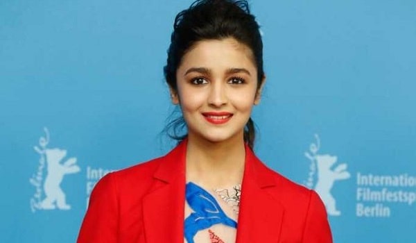 Alia Bhatt Surpassed All Other Bollywood Actresses in Popularity