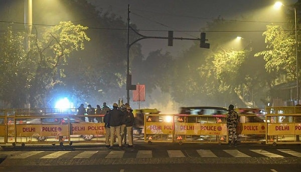 New Delhi: Thousands of People Arrested for Violating Night Curfew