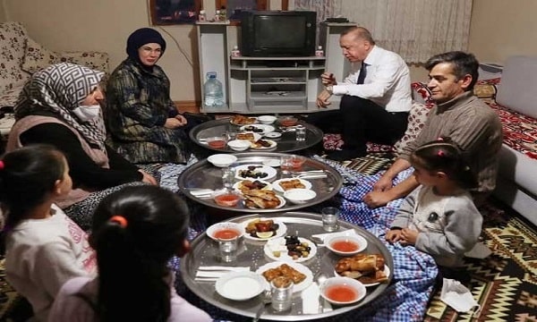 Turkish President and First Lady Attend Iftar At The Home of a Civilian