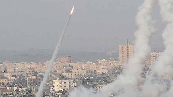 Israeli Airstrike Killed Hamas Commander and Nine Other Palestinians Including Childrens