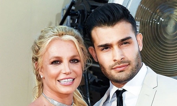 Britney Spears also mentions boyfriend Sam Asghari in her statement — File Photo: Shutterstock