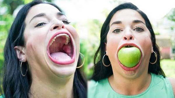 Women with World's Largest Mouth Became a Millionaire