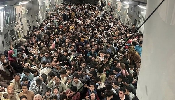 871 Afghans Aboard 150-Passenger Plane, Photo Goes Viral